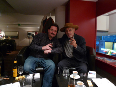 Avo Uvezian mit Cigar Blog-Leser Thomas